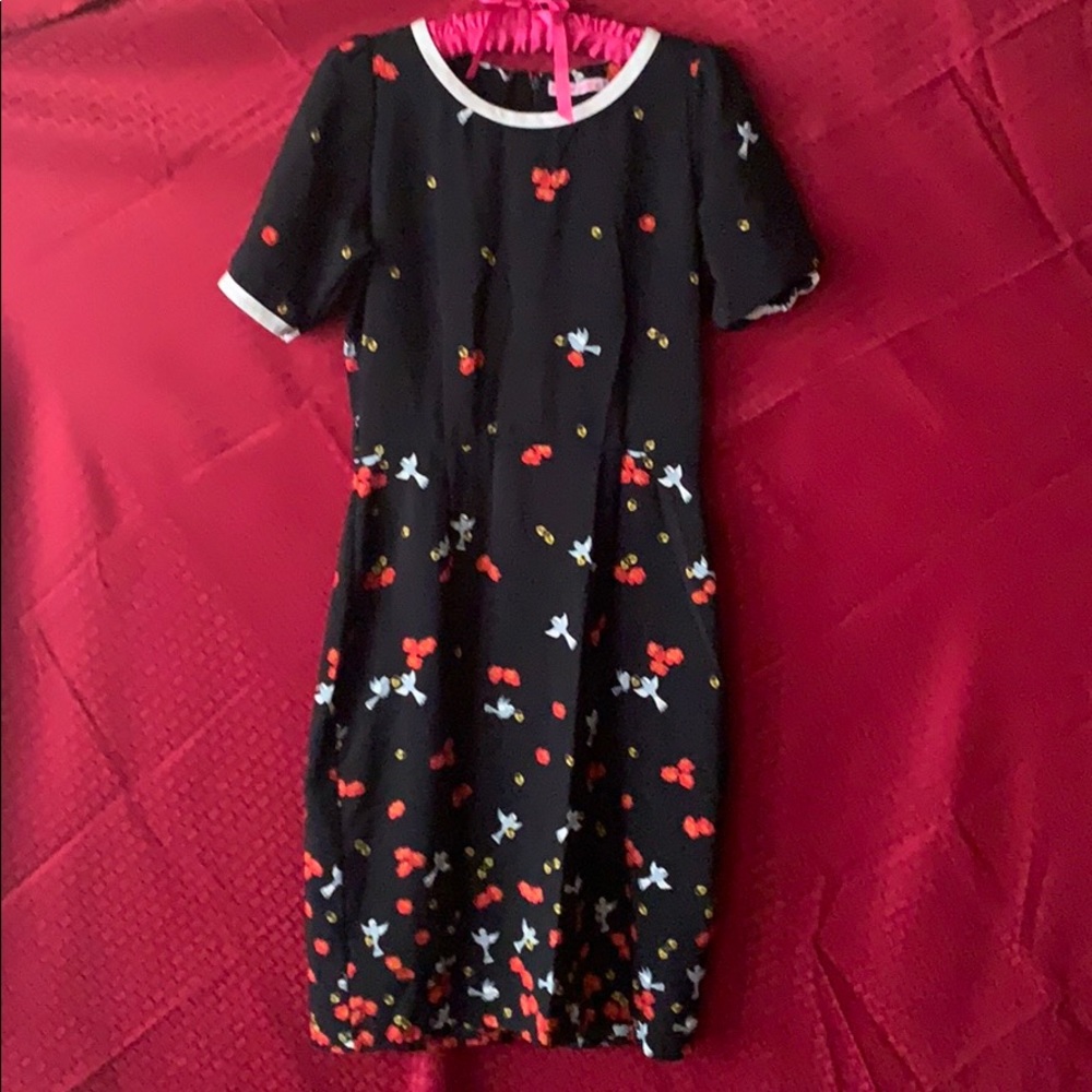 Women’s dress